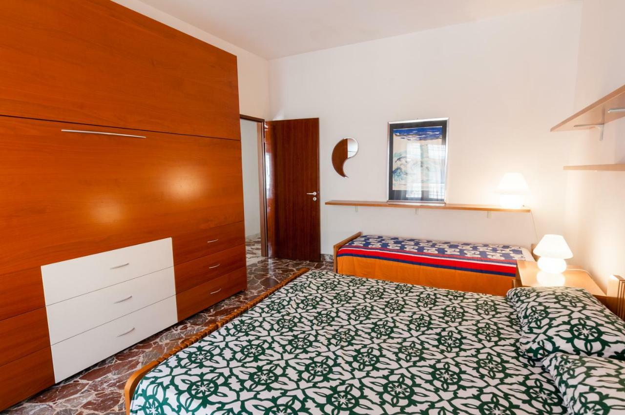 La casa sulla spiaggia Mascali Esterno foto